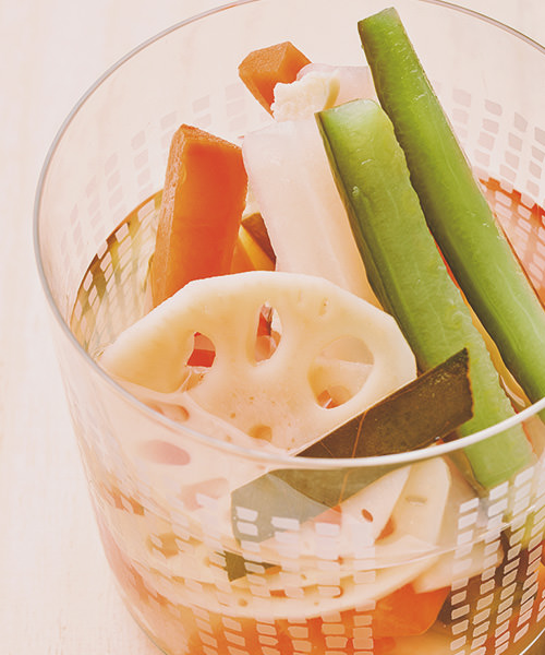 うまろみピクルス［定番野菜のローレル仕立て］